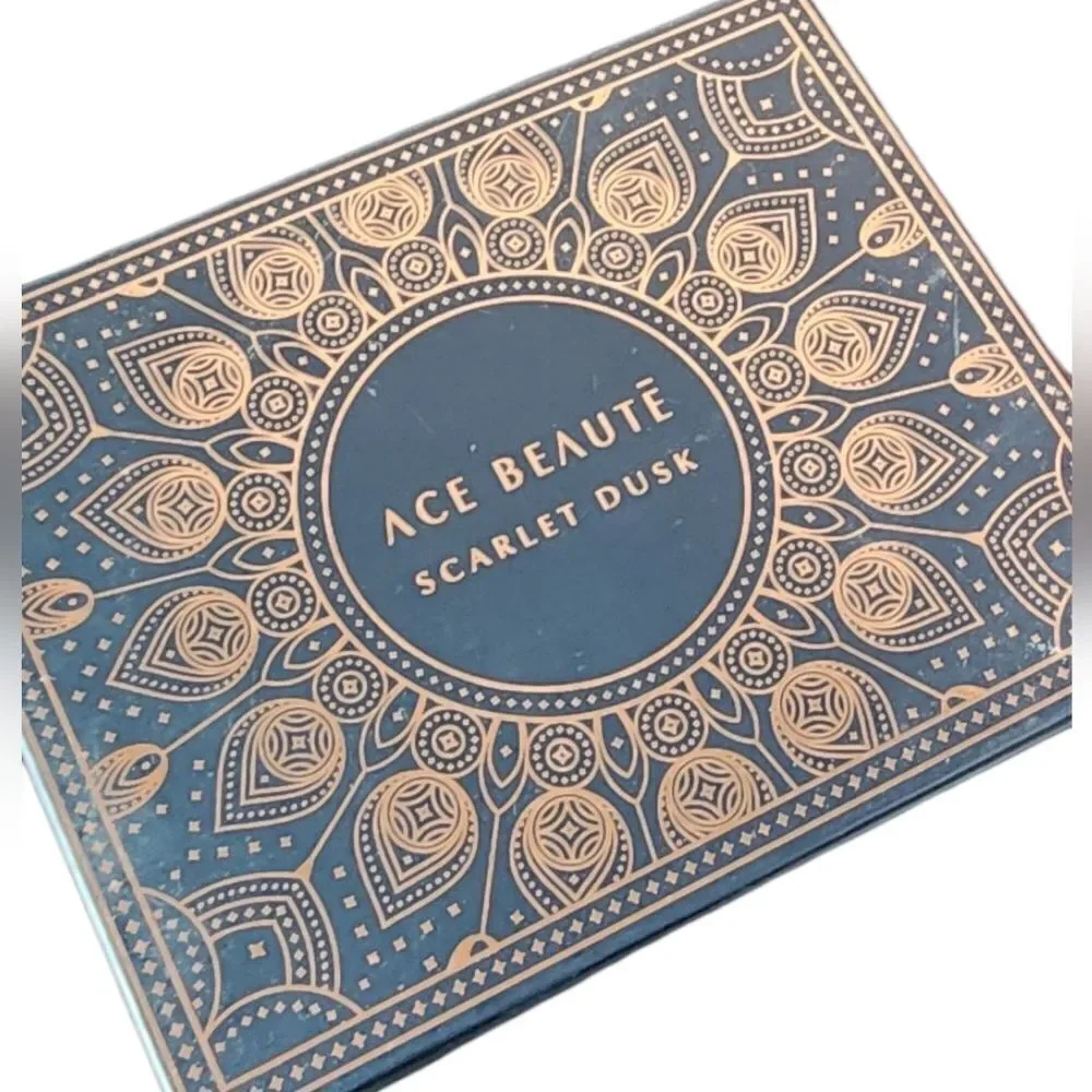 Ace Beaute Scarlet Dusk Eye Shadow Palette